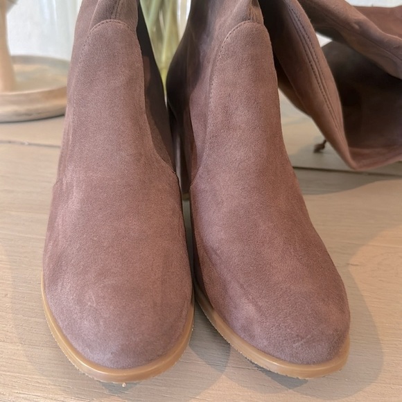 Stuart Weitzmen over-knee boots Suede - Picture 5 of 9